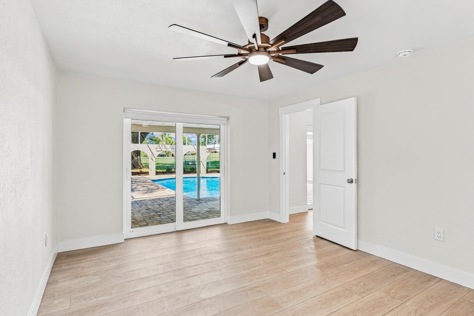 Seminole House: 7002 Greenbrier Dr