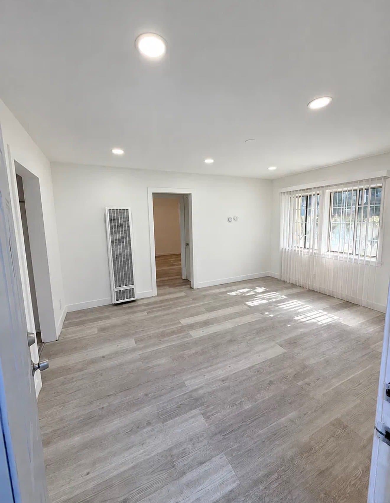 San Jose Apartment: 225 E Taylor St