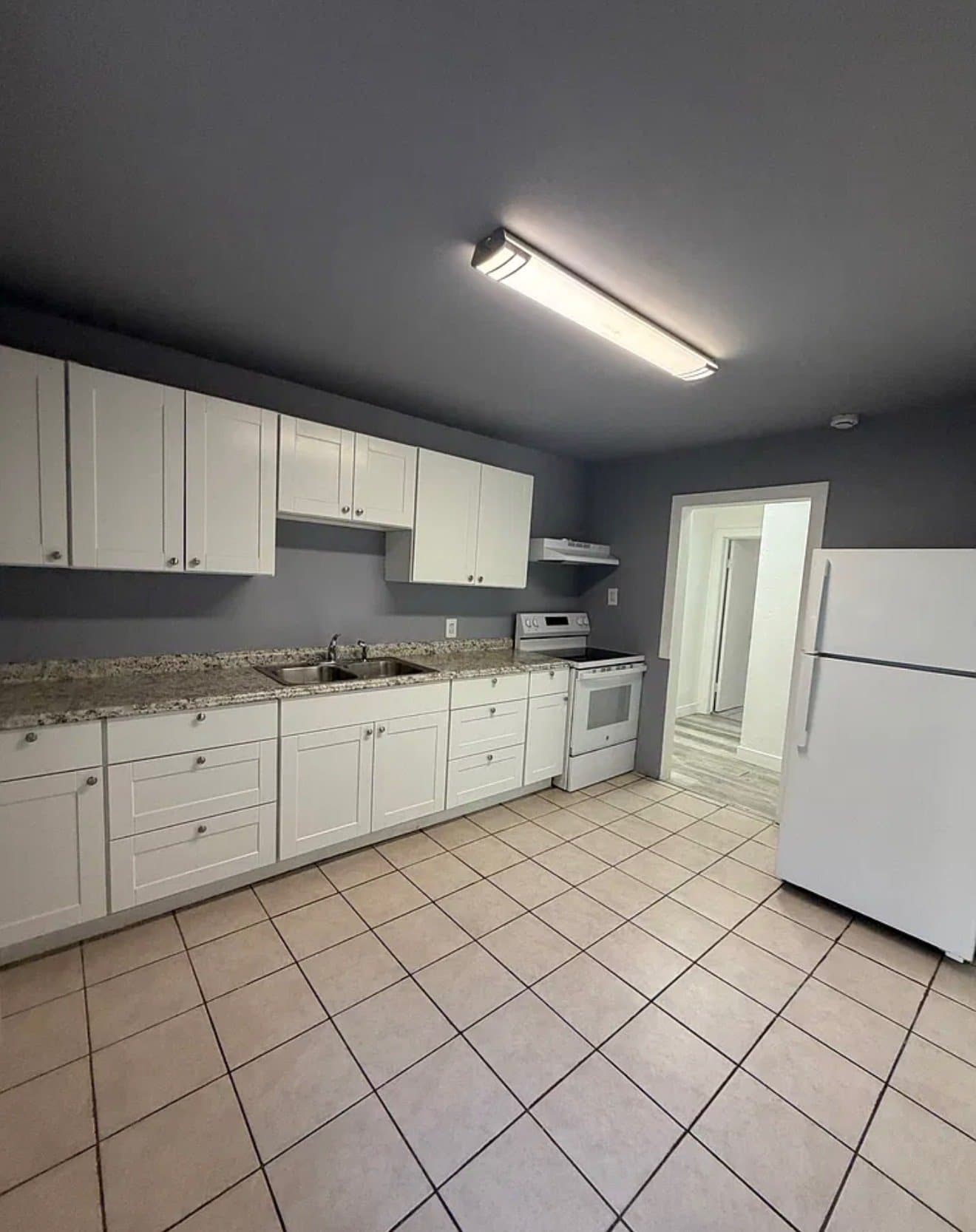 San Jose Apartment: 225 E Taylor St