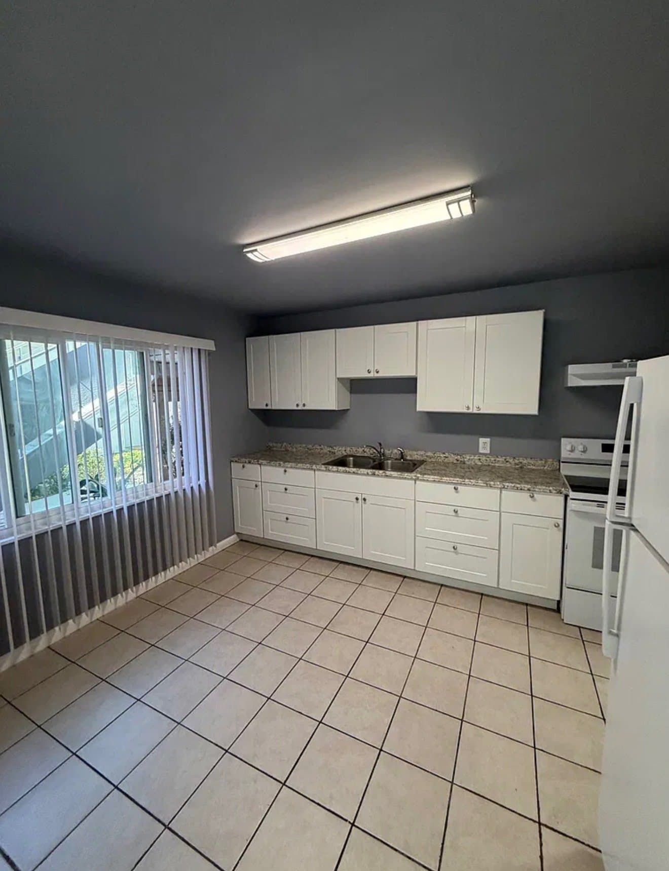 San Jose Apartment: 225 E Taylor St