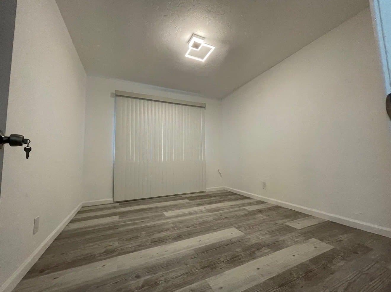 San Jose Apartment: 225 E Taylor St