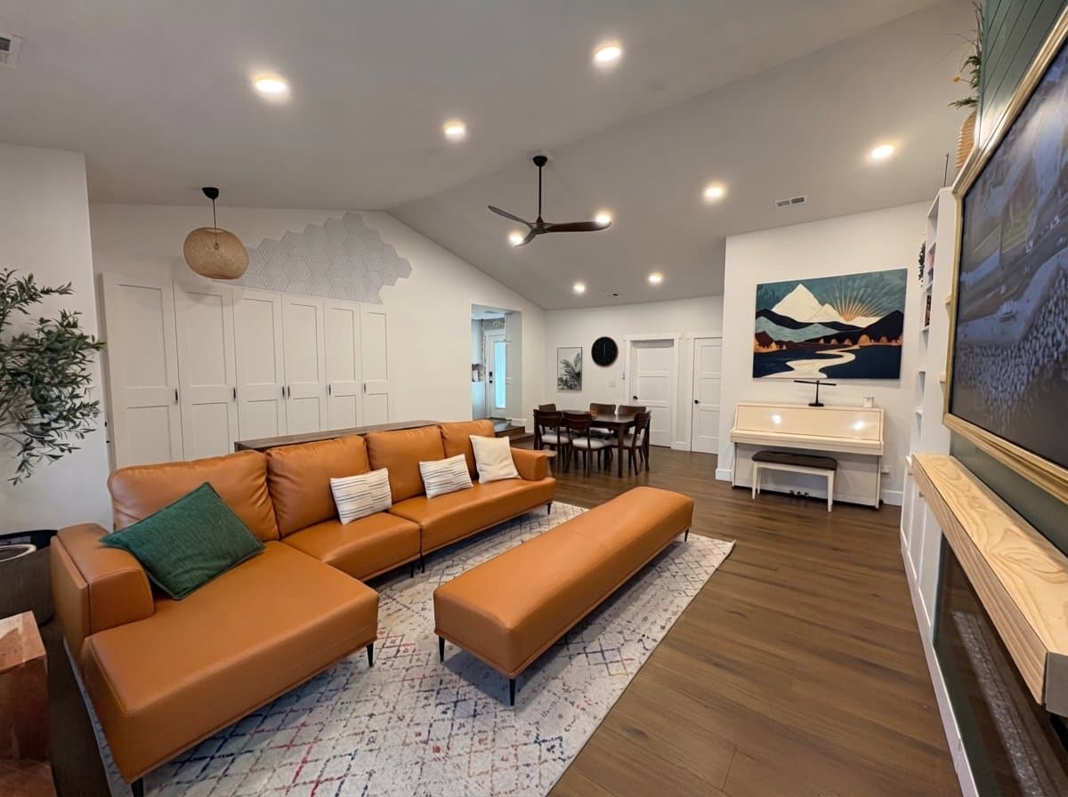 Woods Cross House: 692 W 1500 S