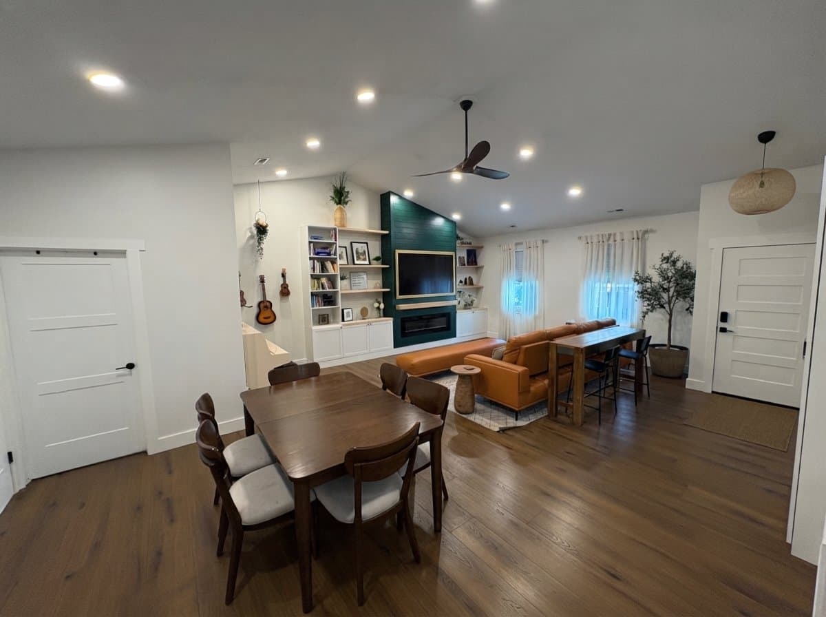 Woods Cross House: 692 W 1500 S