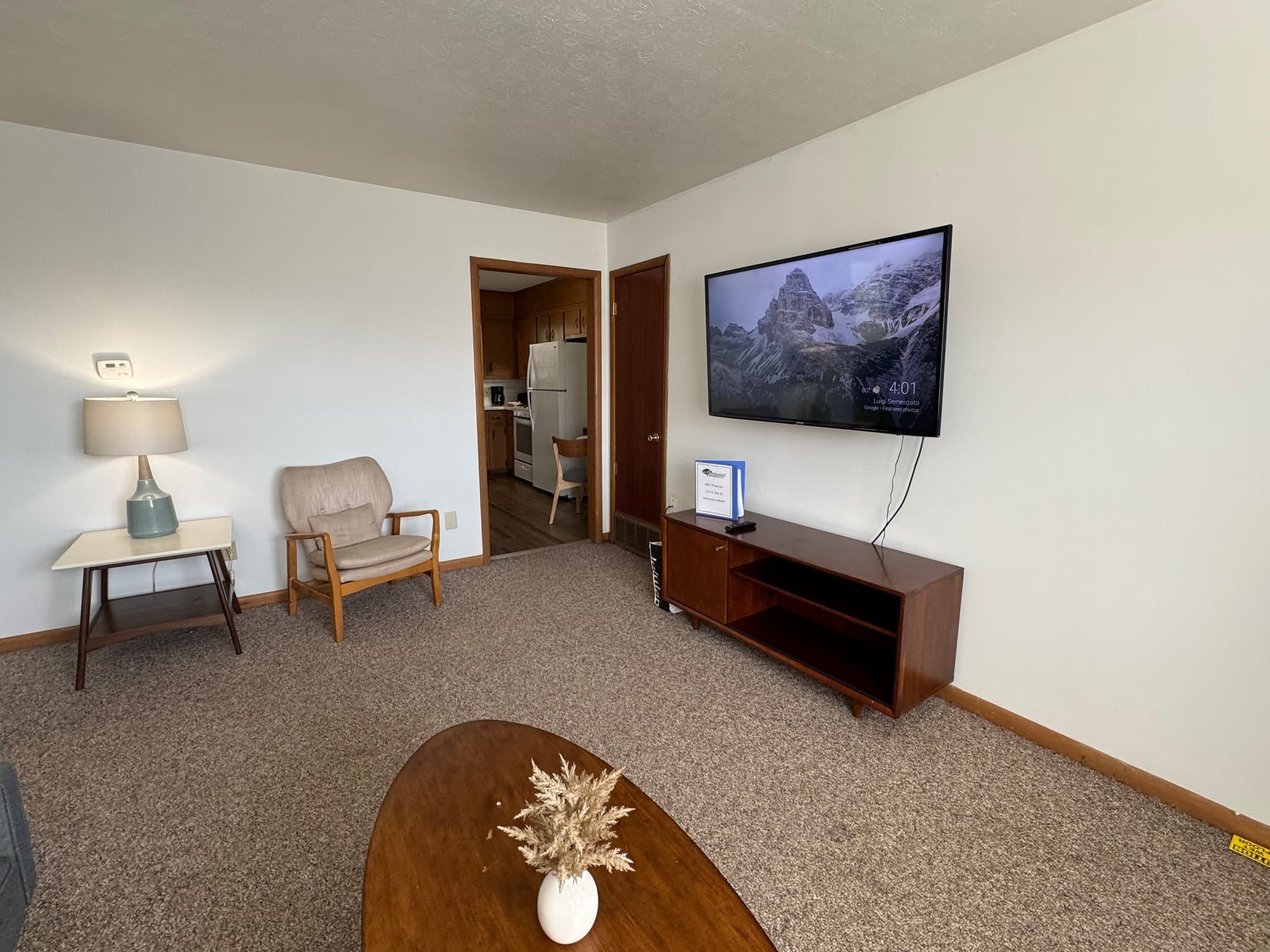 Springfield Single Room: 1215 E Elm St