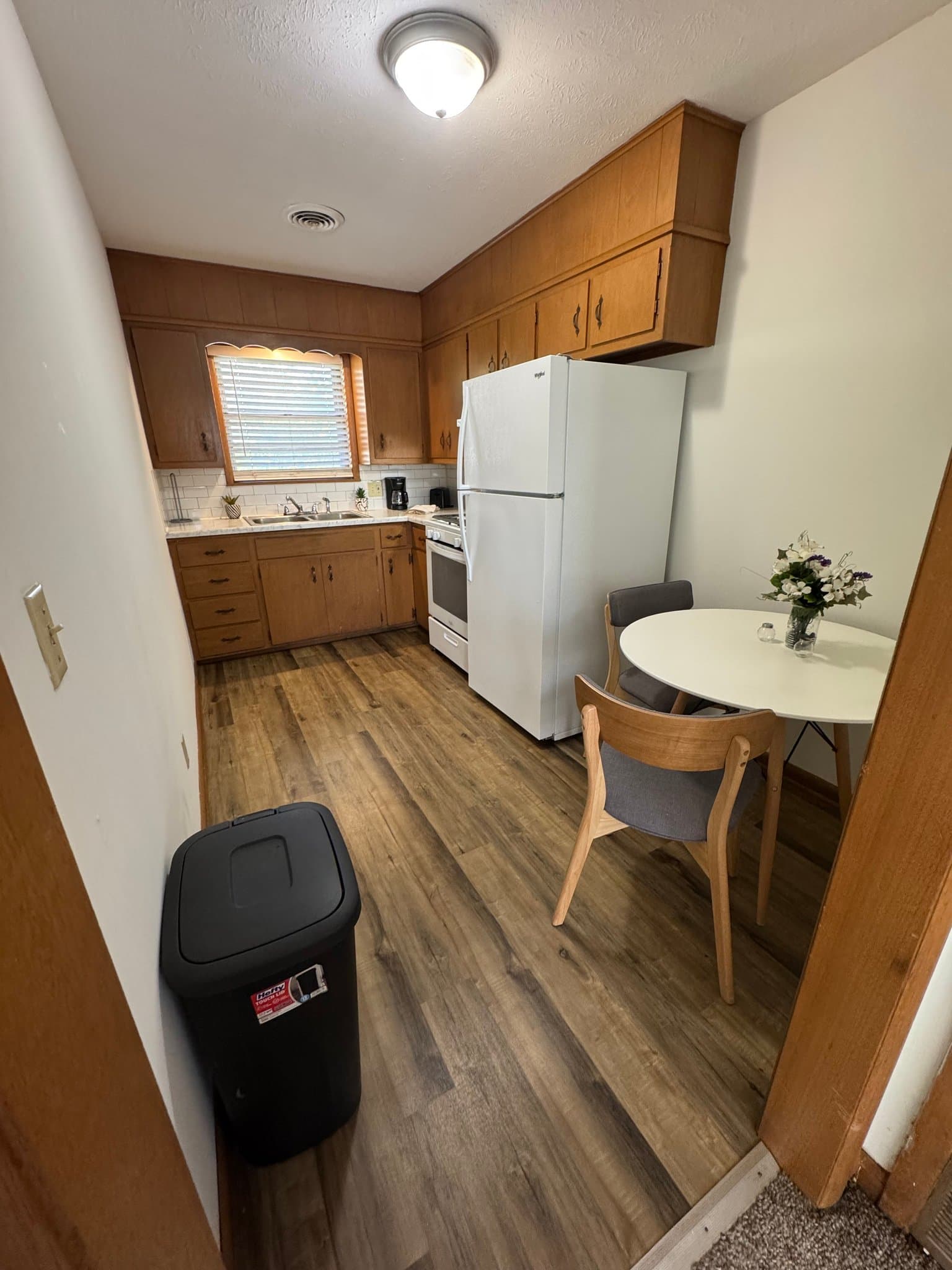 Springfield Single Room: 1215 E Elm St