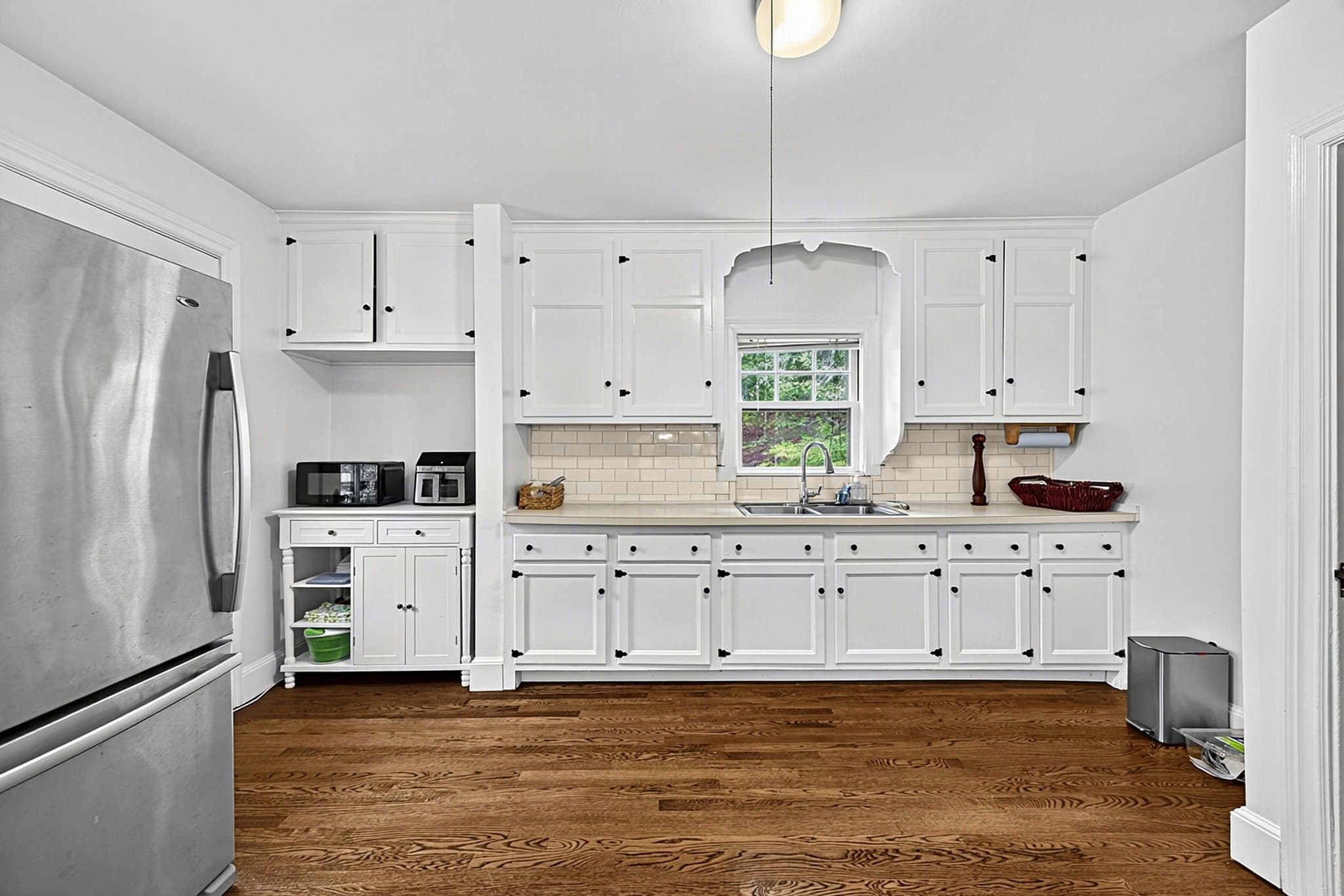 Chestnut Hill House: 15 Crehore Road