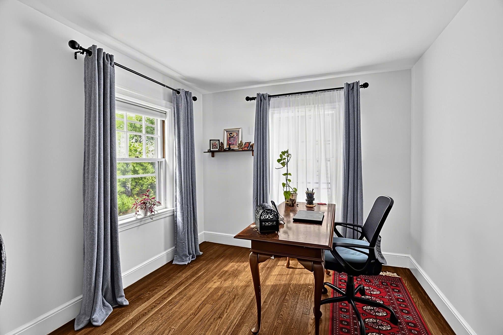 Chestnut Hill House: 15 Crehore Road
