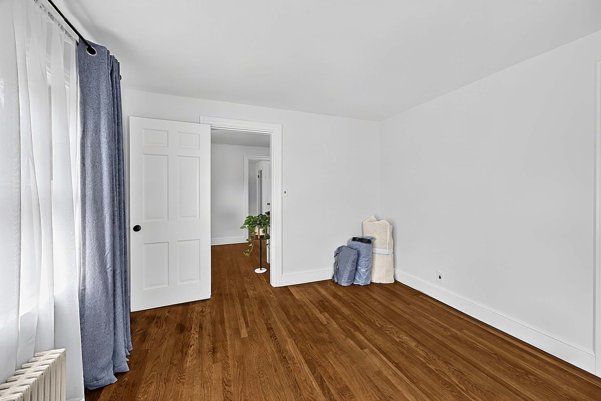 Chestnut Hill House: 15 Crehore Road