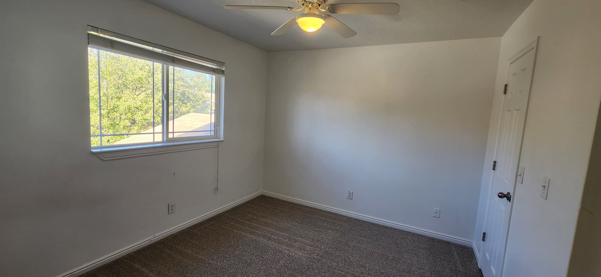 West Jordan Townhome: 6707 S Pine Landing Way