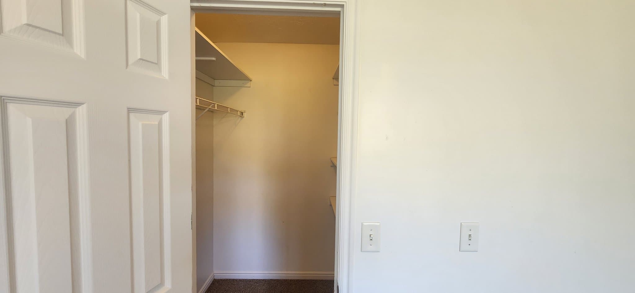 West Jordan Townhome: 6707 S Pine Landing Way