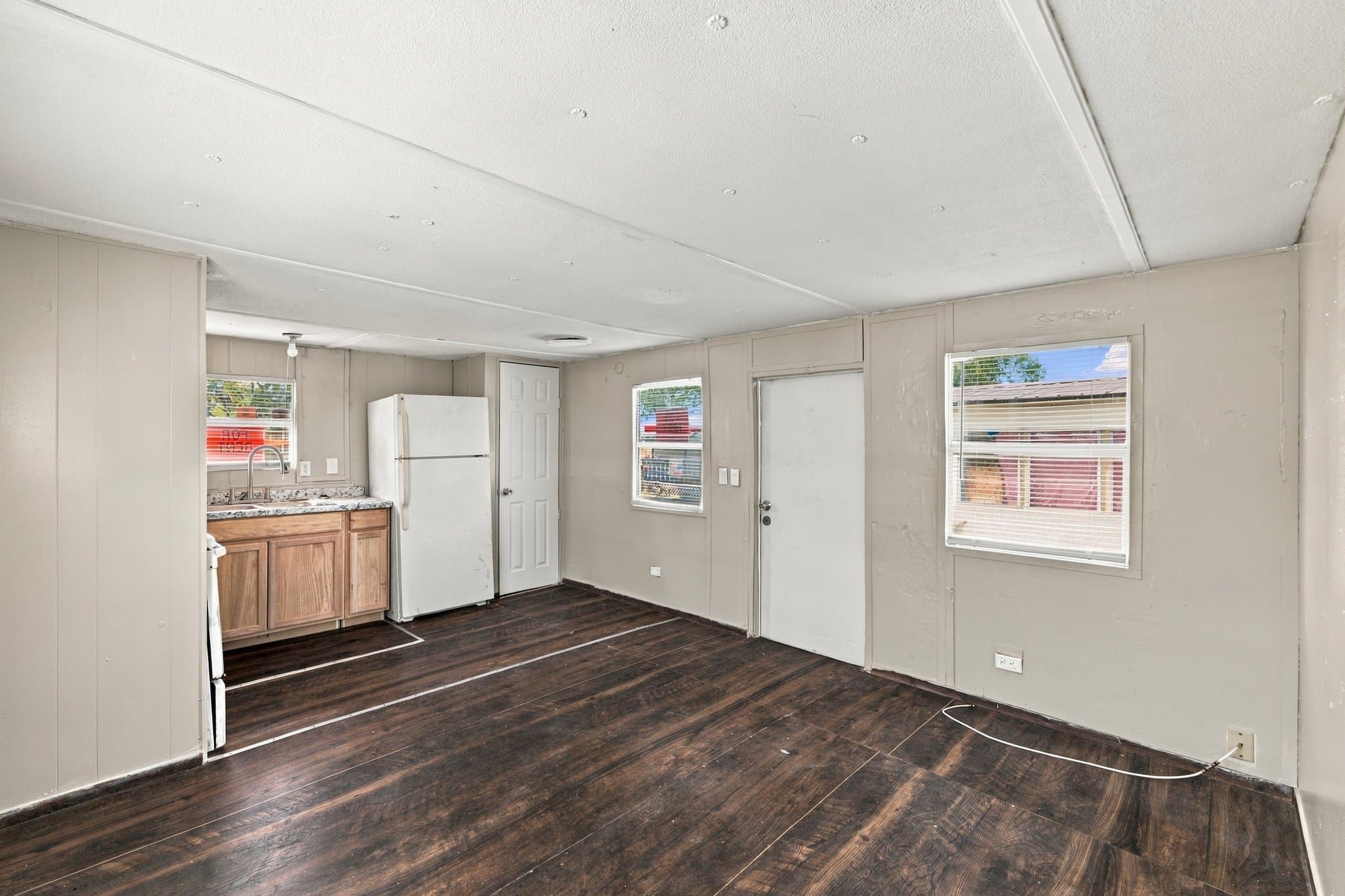 Tampa House: 2310 S 50th St