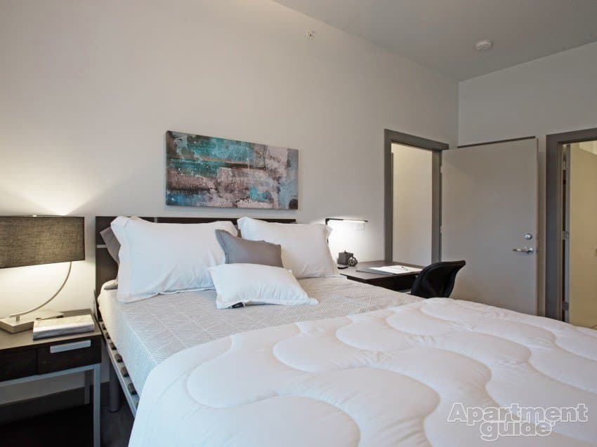 Springfield Single Room: 1243 E Cherry St