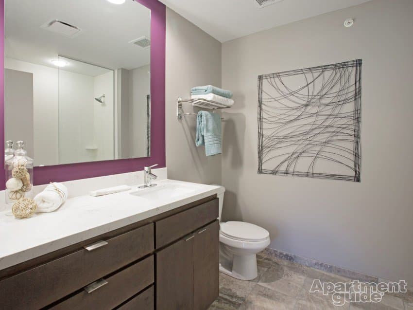 Springfield Single Room: 1243 E Cherry St