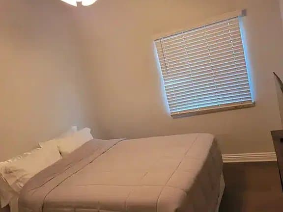 Menifee House: 29821 Avenida de Real