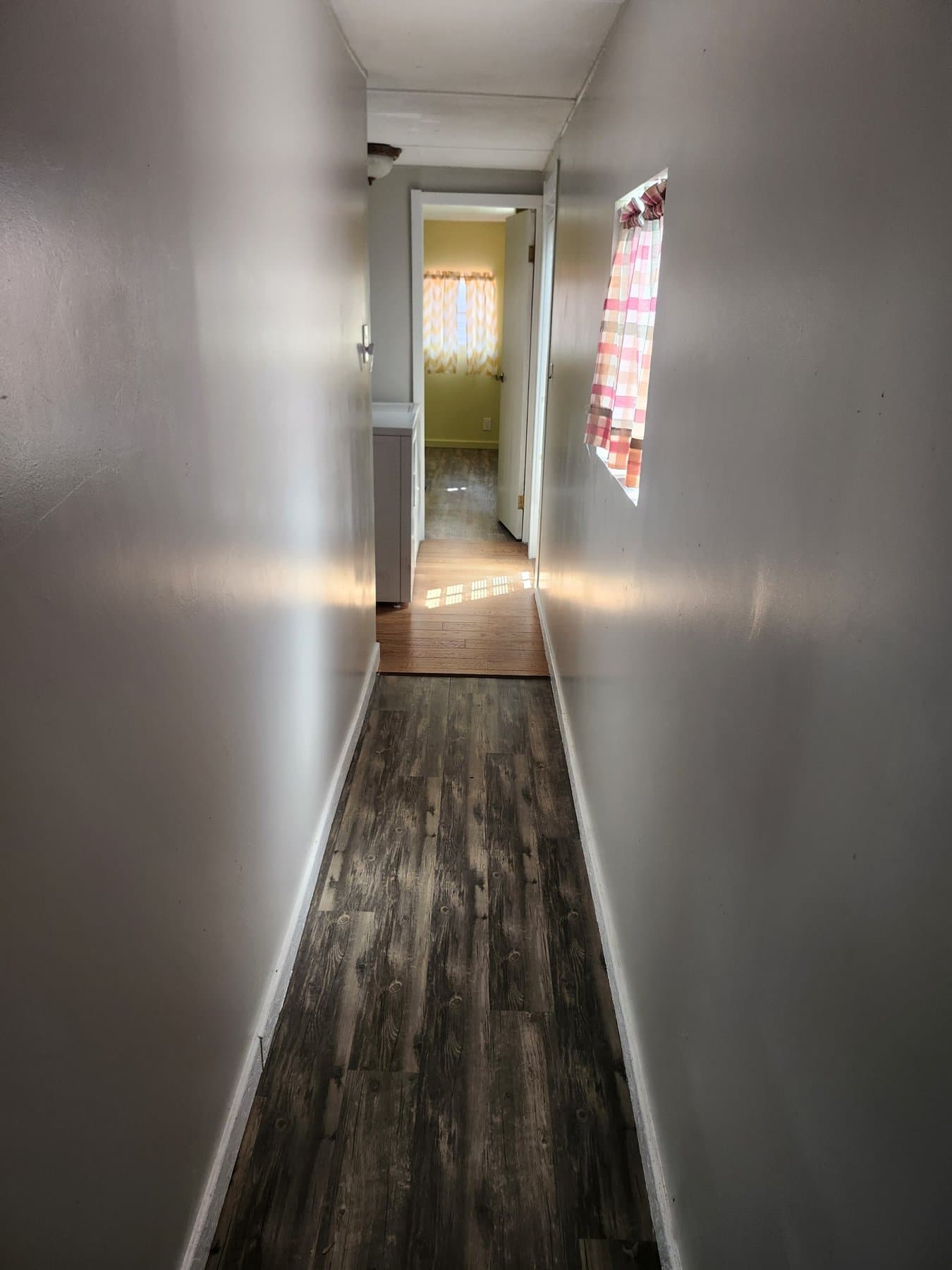 Tampa Single Room: 9613 Barnside Pl