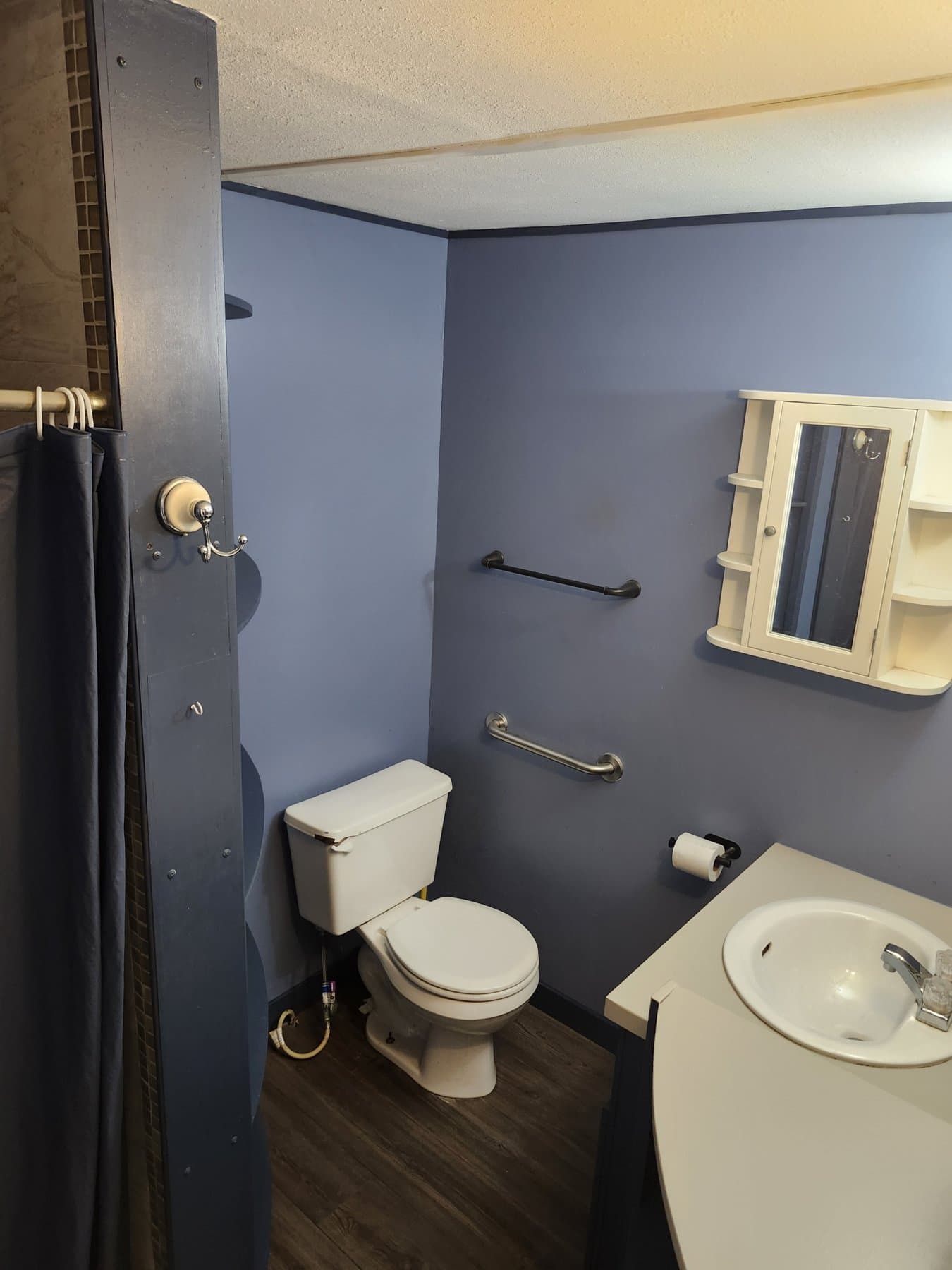 Tampa Single Room: 9613 Barnside Pl