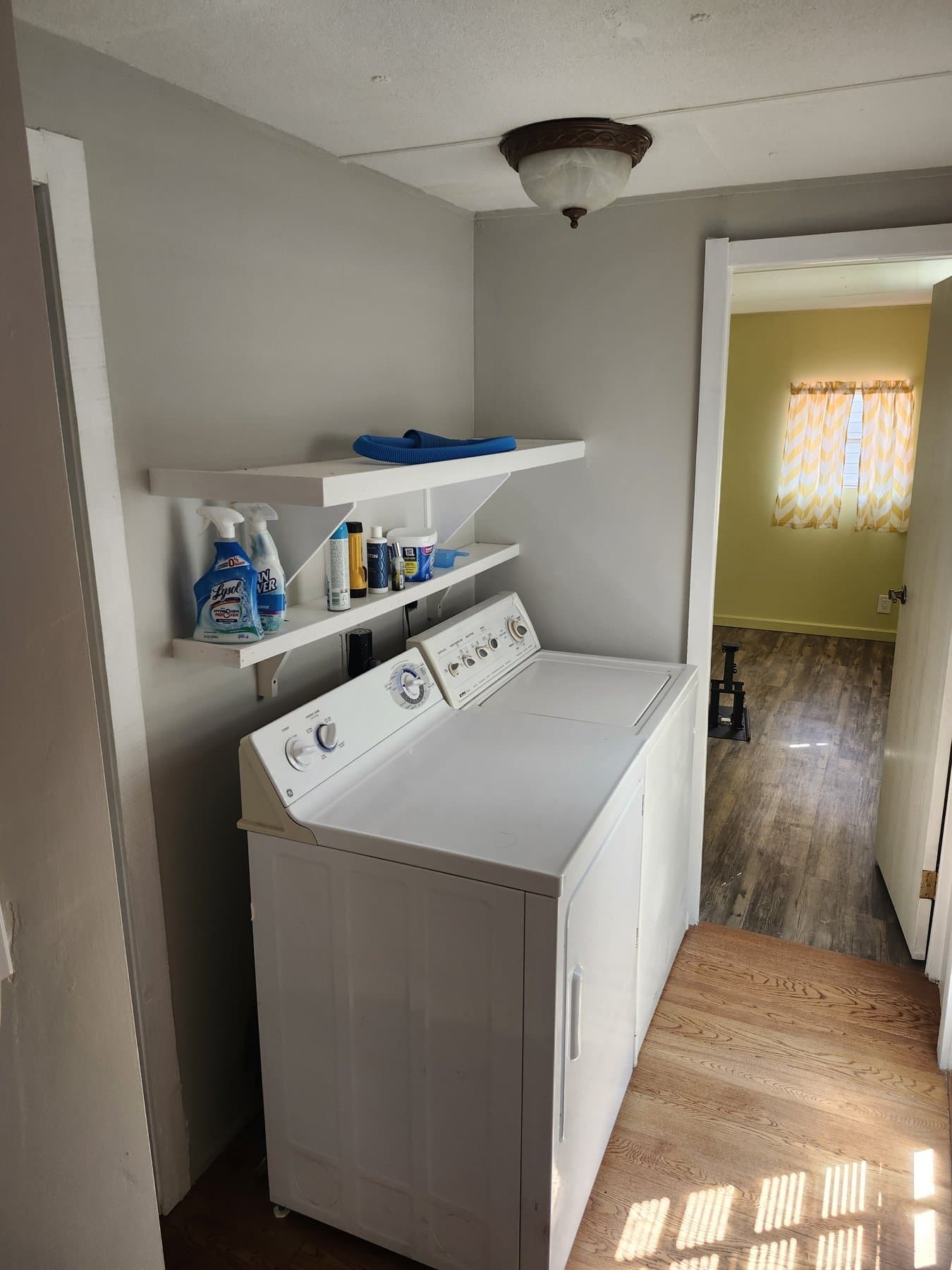 Tampa Single Room: 9613 Barnside Pl