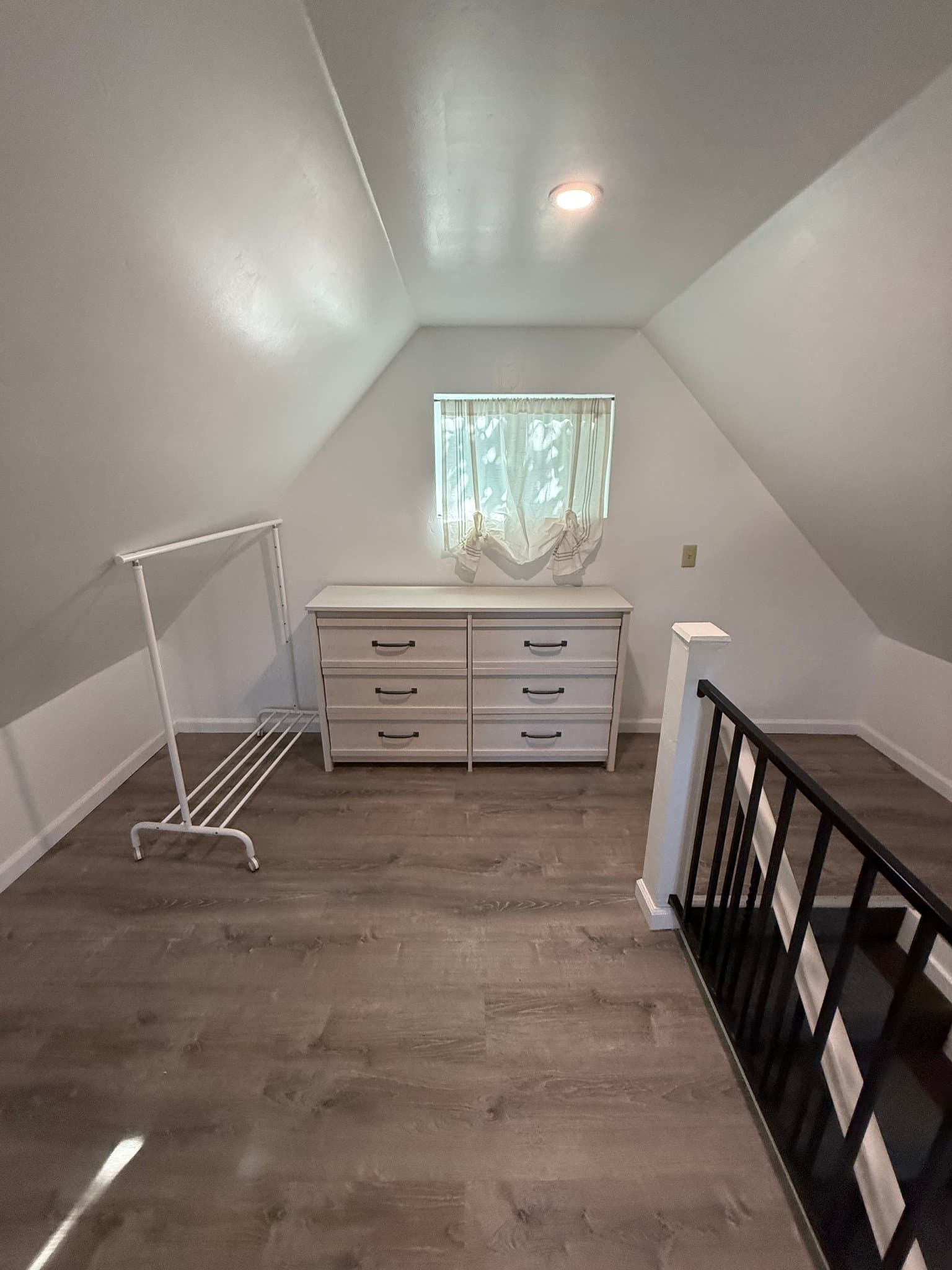 Auburn House: 172 Orange St