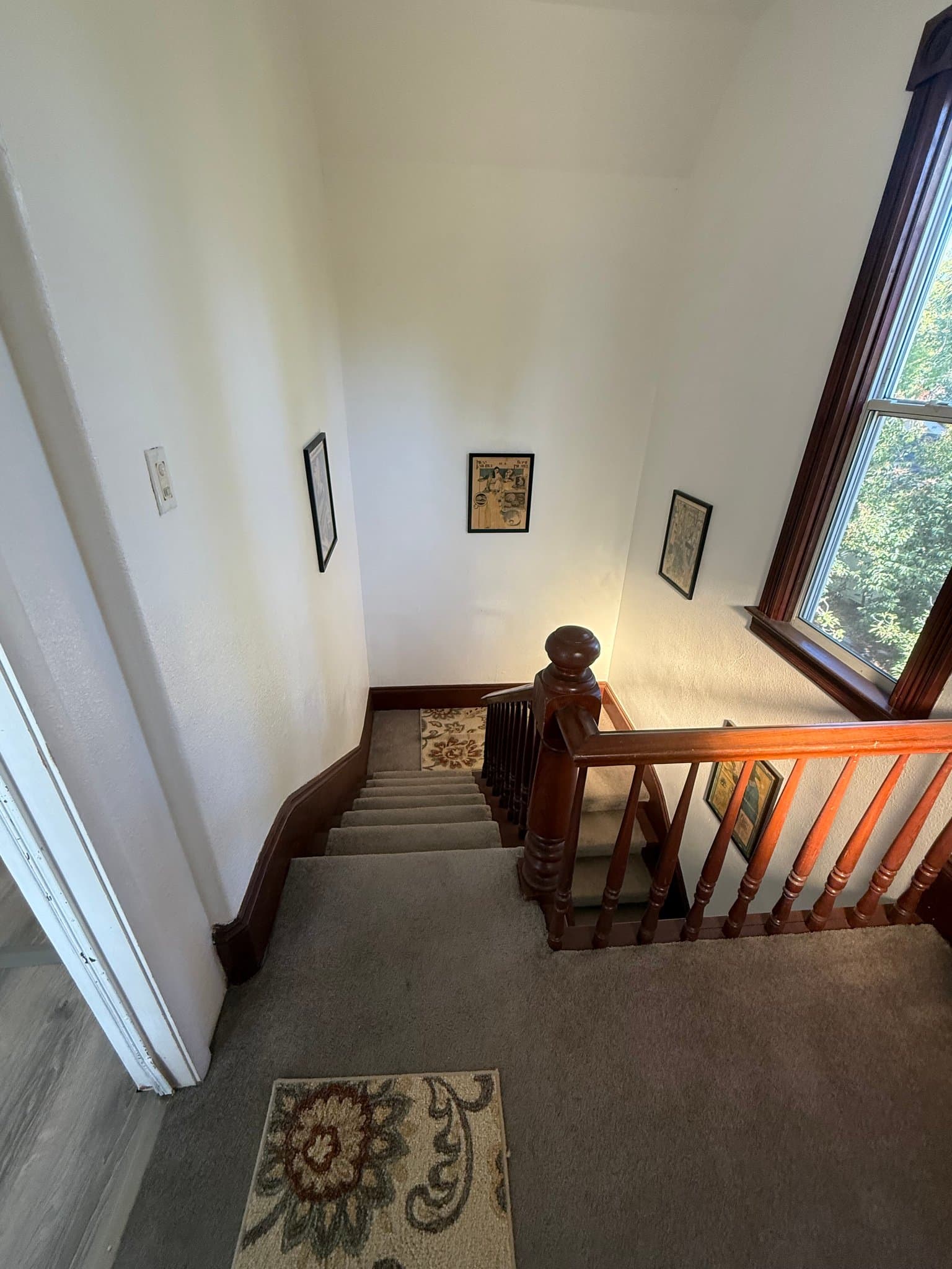 Auburn Townhome: 172 Orange St