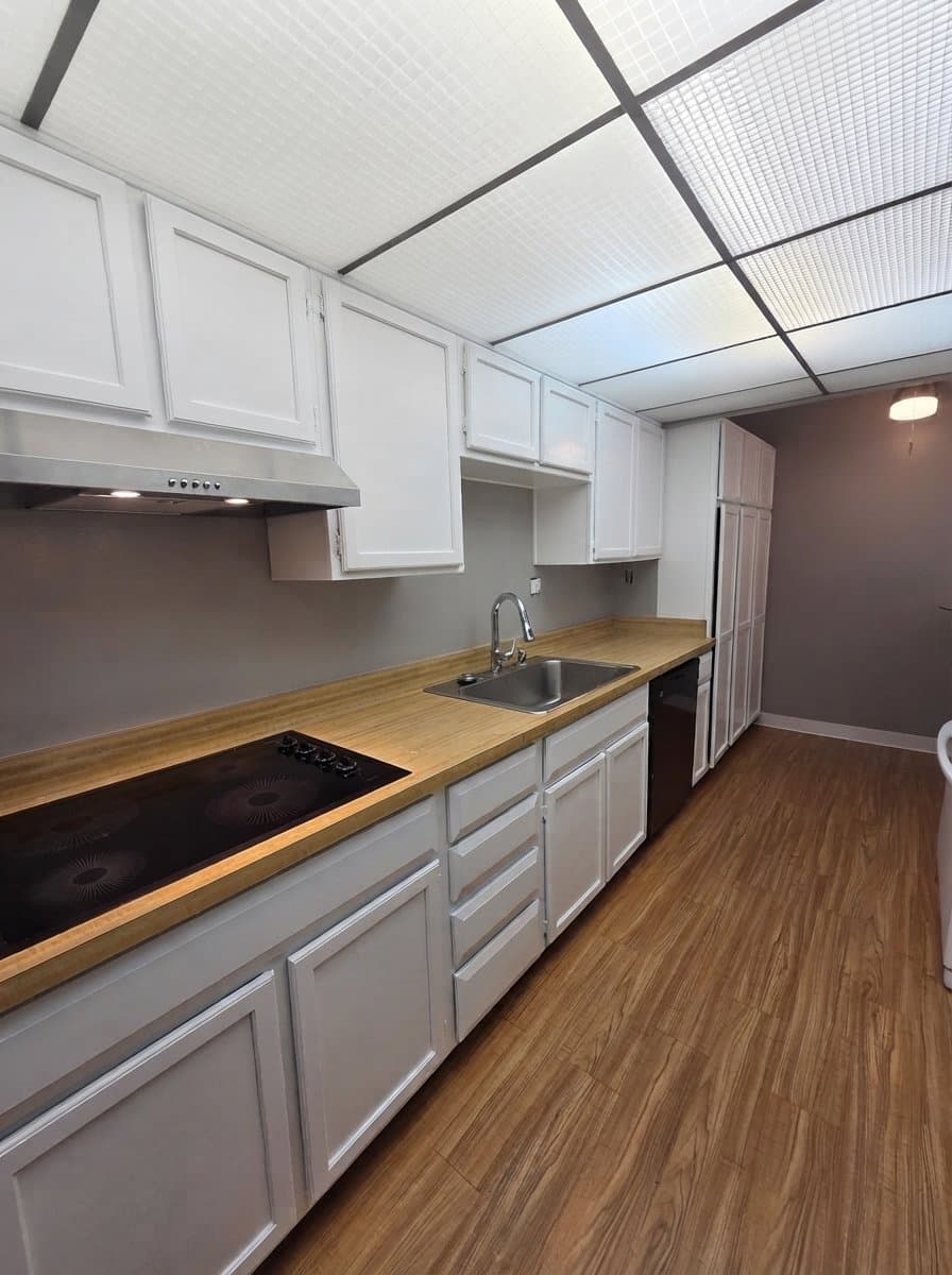 Las Vegas Condo: 750 Royal Crest Cir
