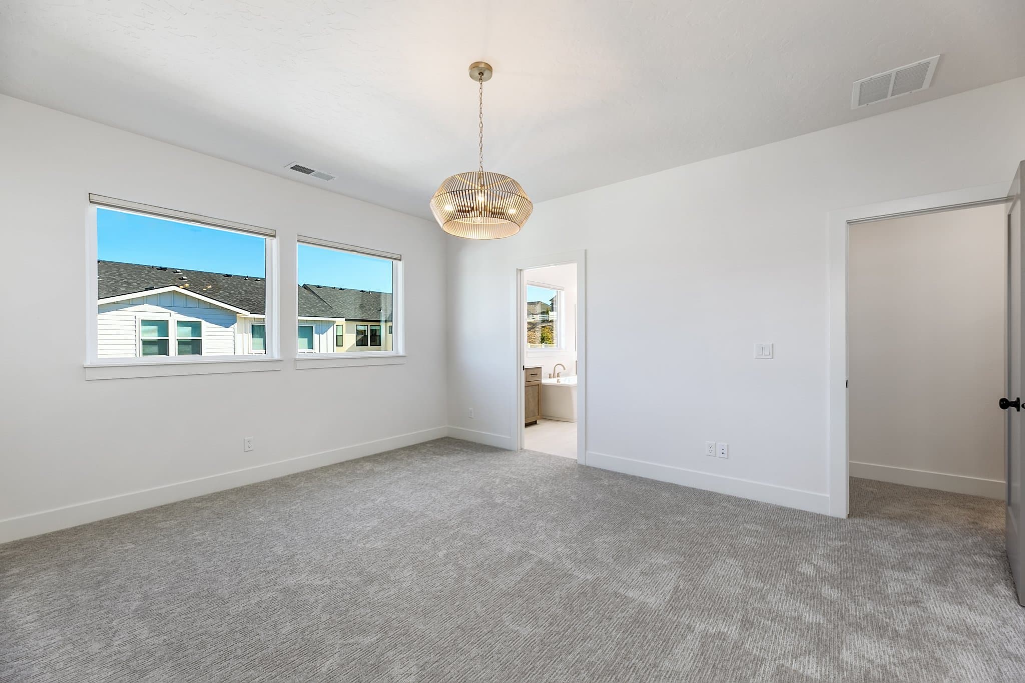 Eagle House: 13900 N Ermine Ave