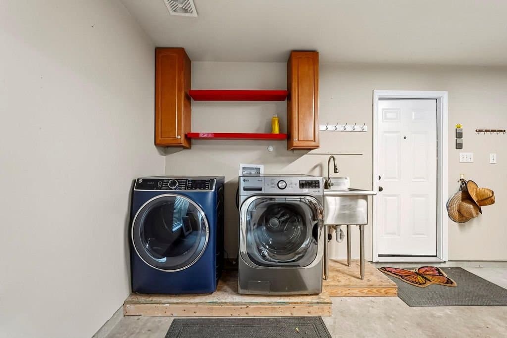 Richmond House: 4426 Thaddeus Ct