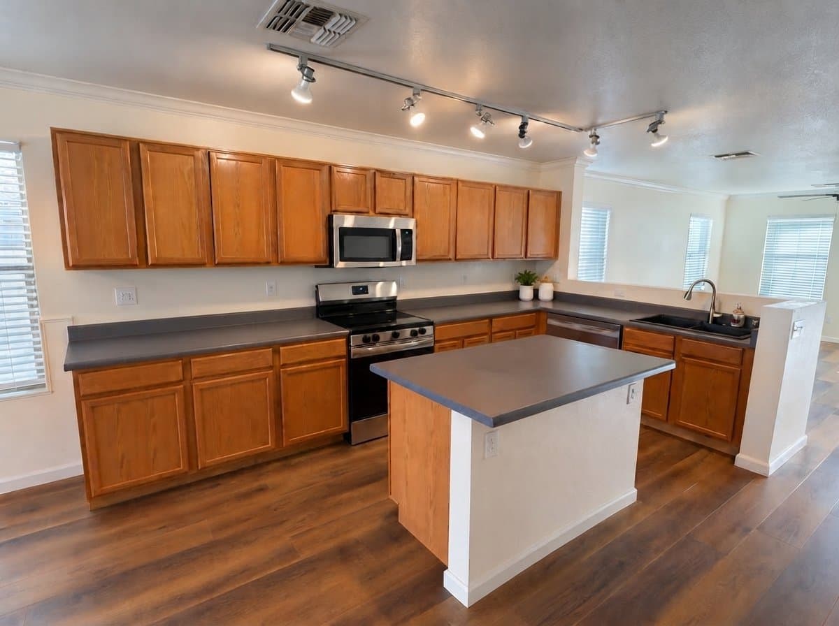 Gilbert House: 3690 E Constitution Dr