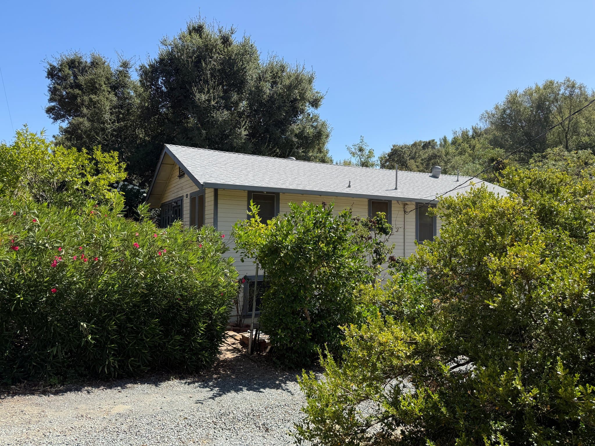 Martinez House: 5455 Alhambra Valley Rd