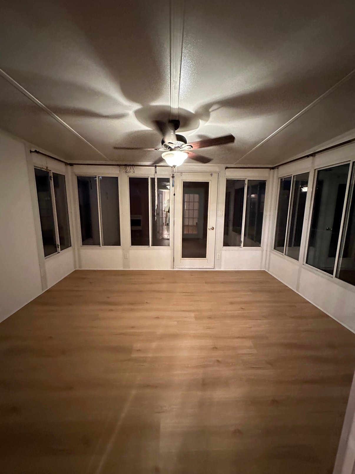 Norwalk House: 9040 Oakwood Dr
