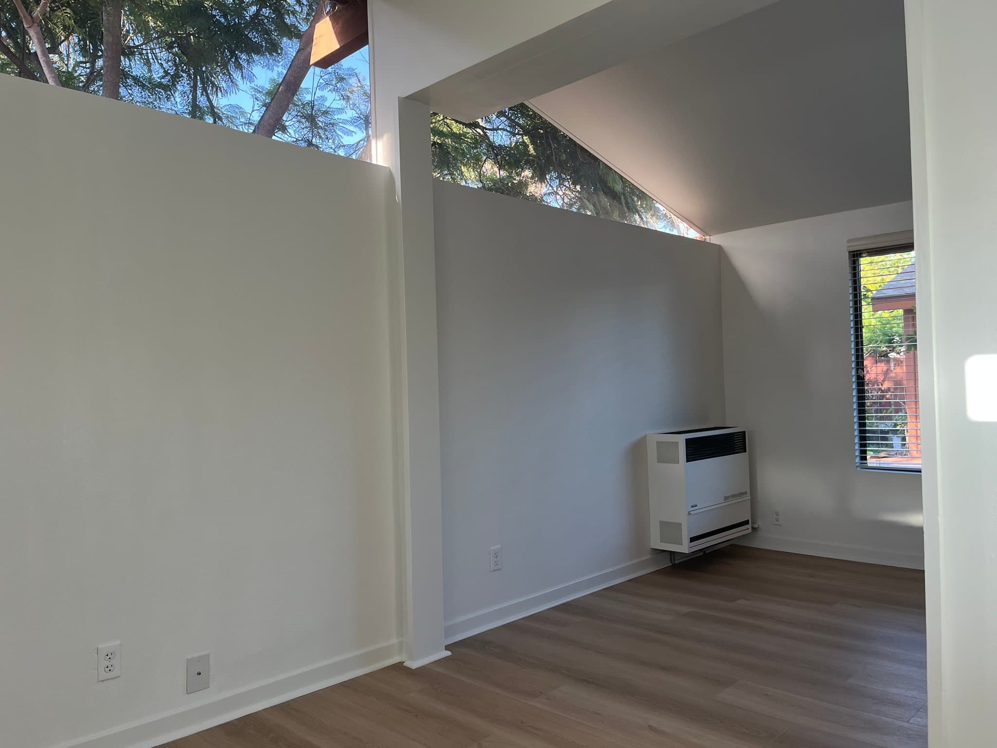 Ventura House: 1071 Pittsfield Ln