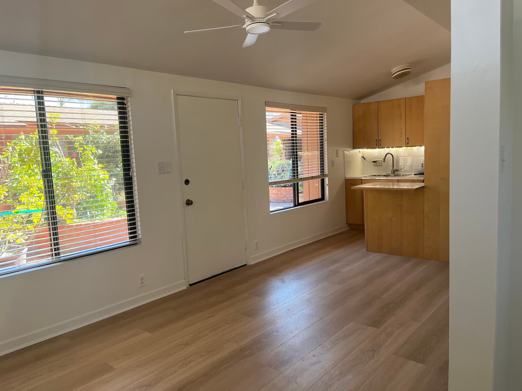 Ventura House: 1071 Pittsfield Ln