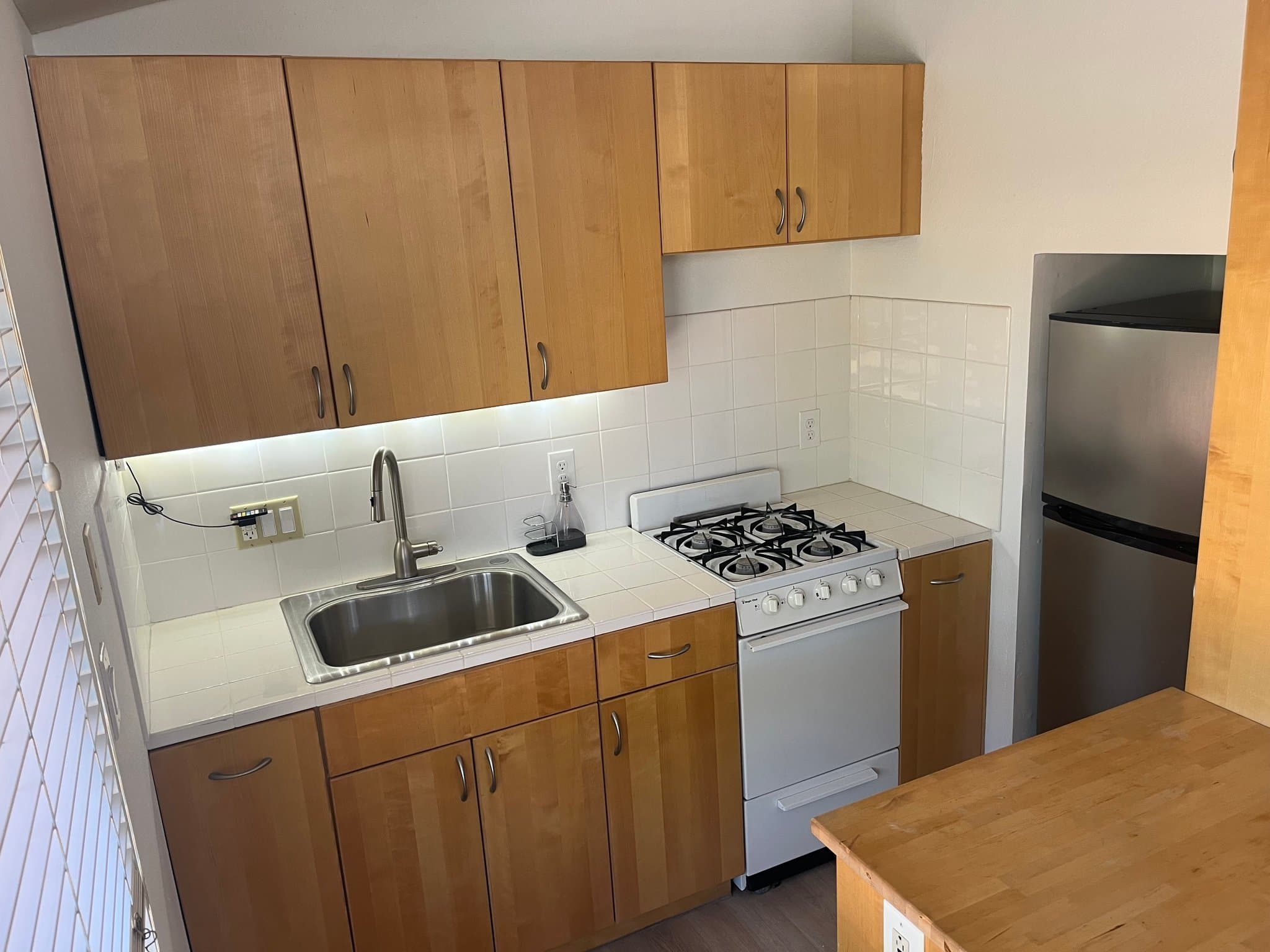 Ventura House: 1071 Pittsfield Ln