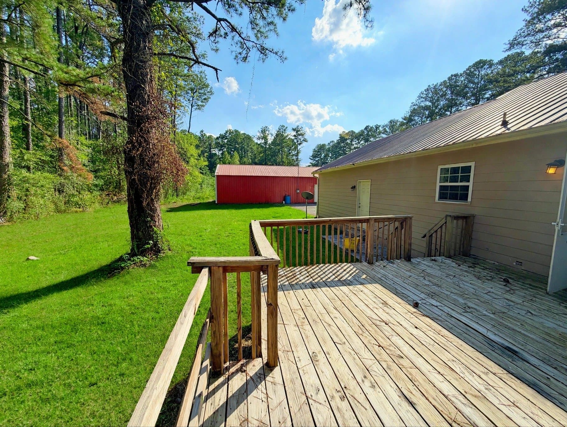 Cartersville House: 654 Peeples Valley Rd NE