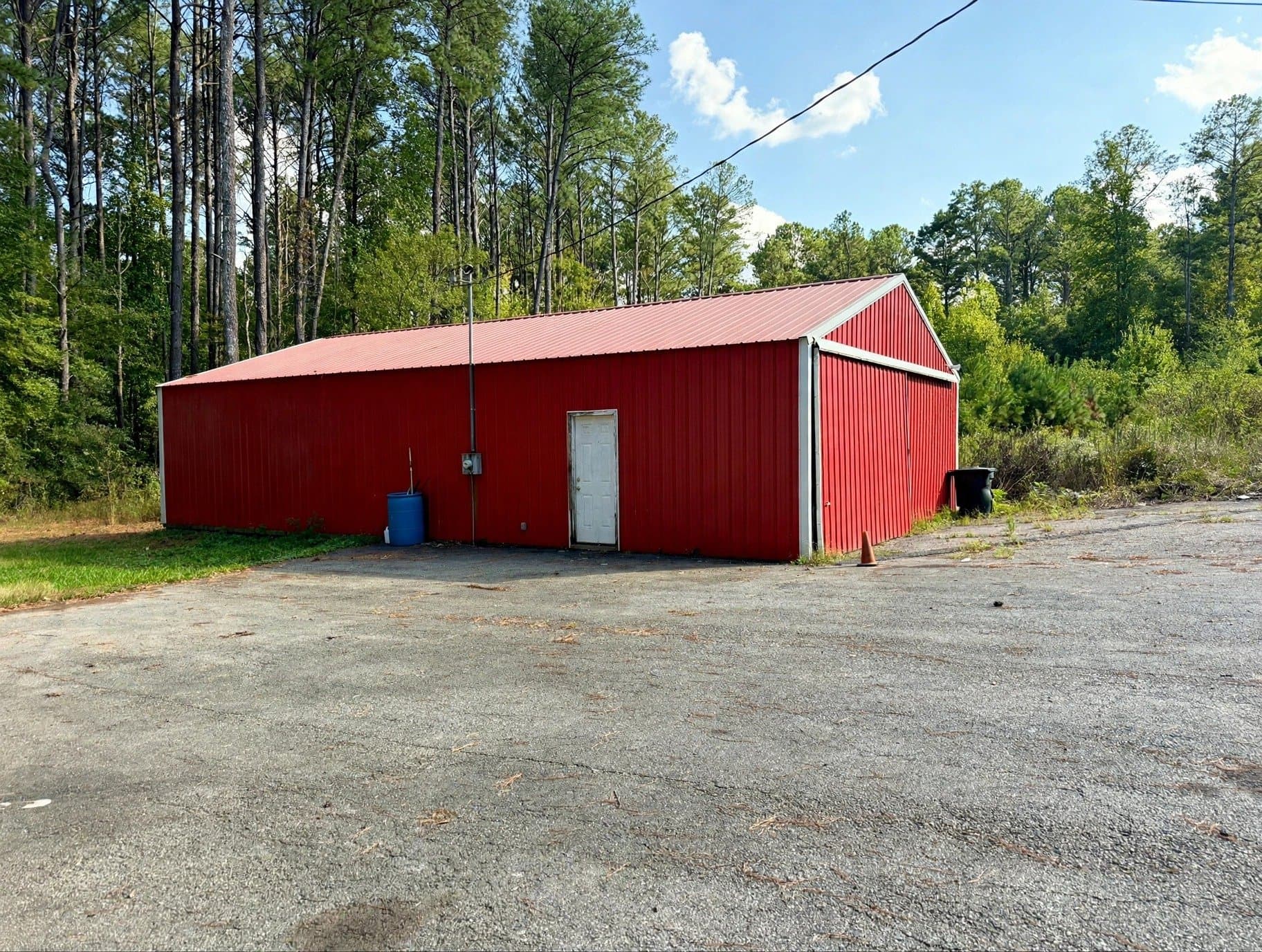 Cartersville House: 654 Peeples Valley Rd NE