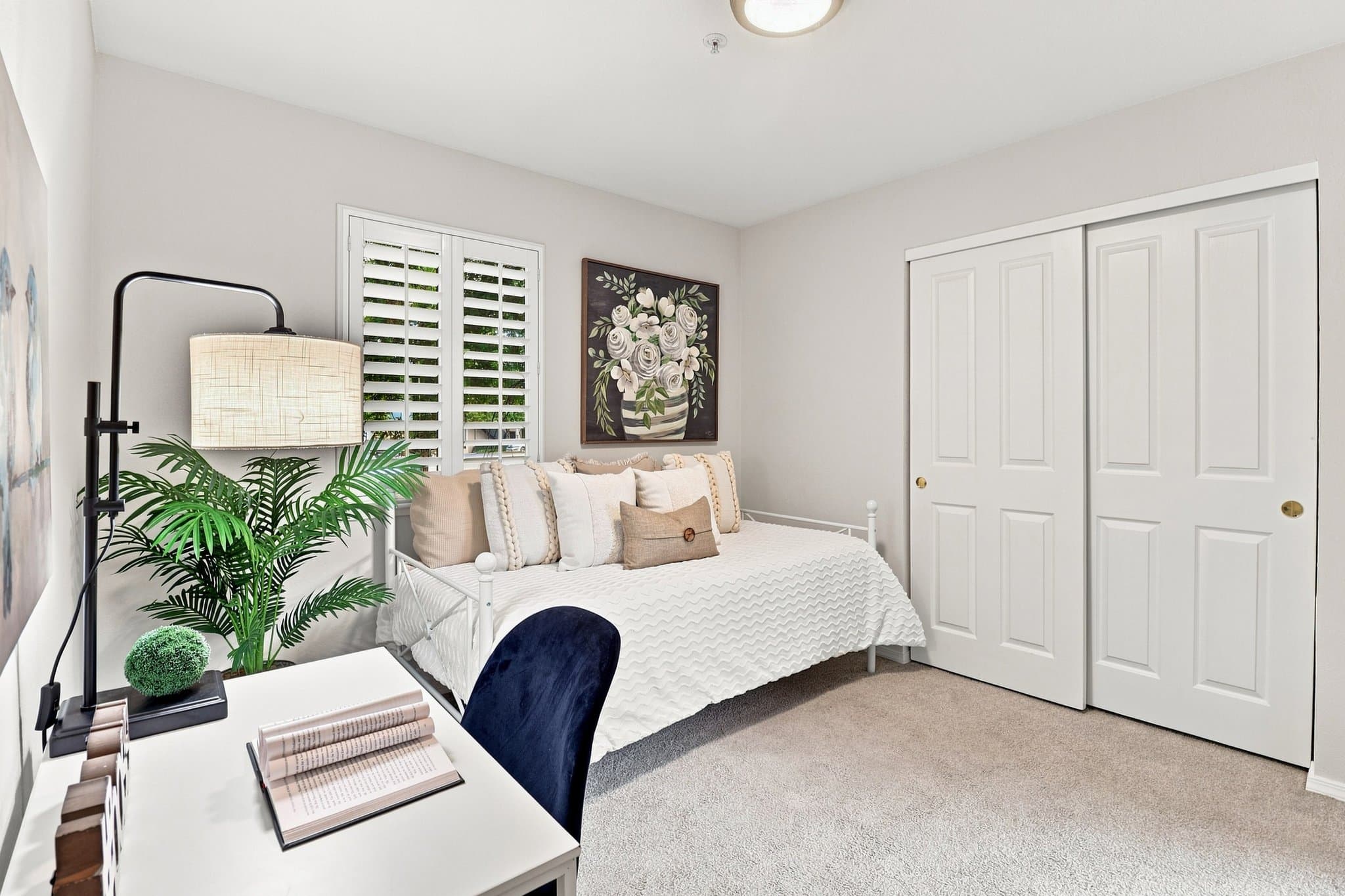 Redwood City Condo: 1122 Woodside Rd