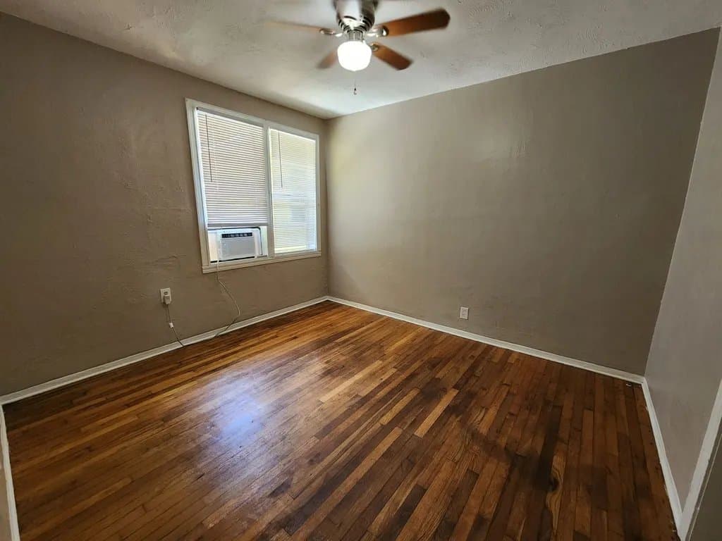 Daytona Beach Multiplex: 517 Braddock Ave