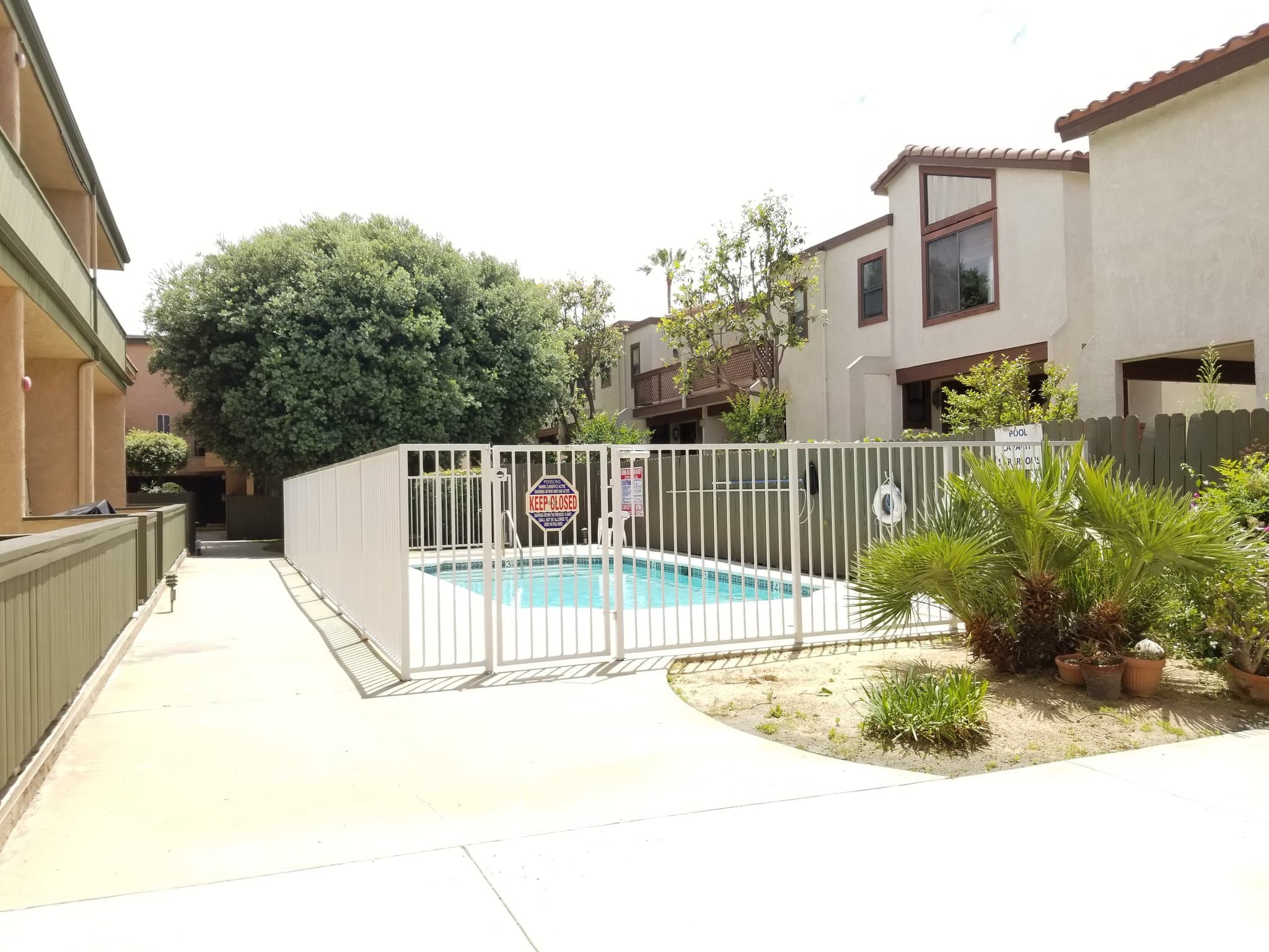 Torrance Apartment: 3711 Emerald St