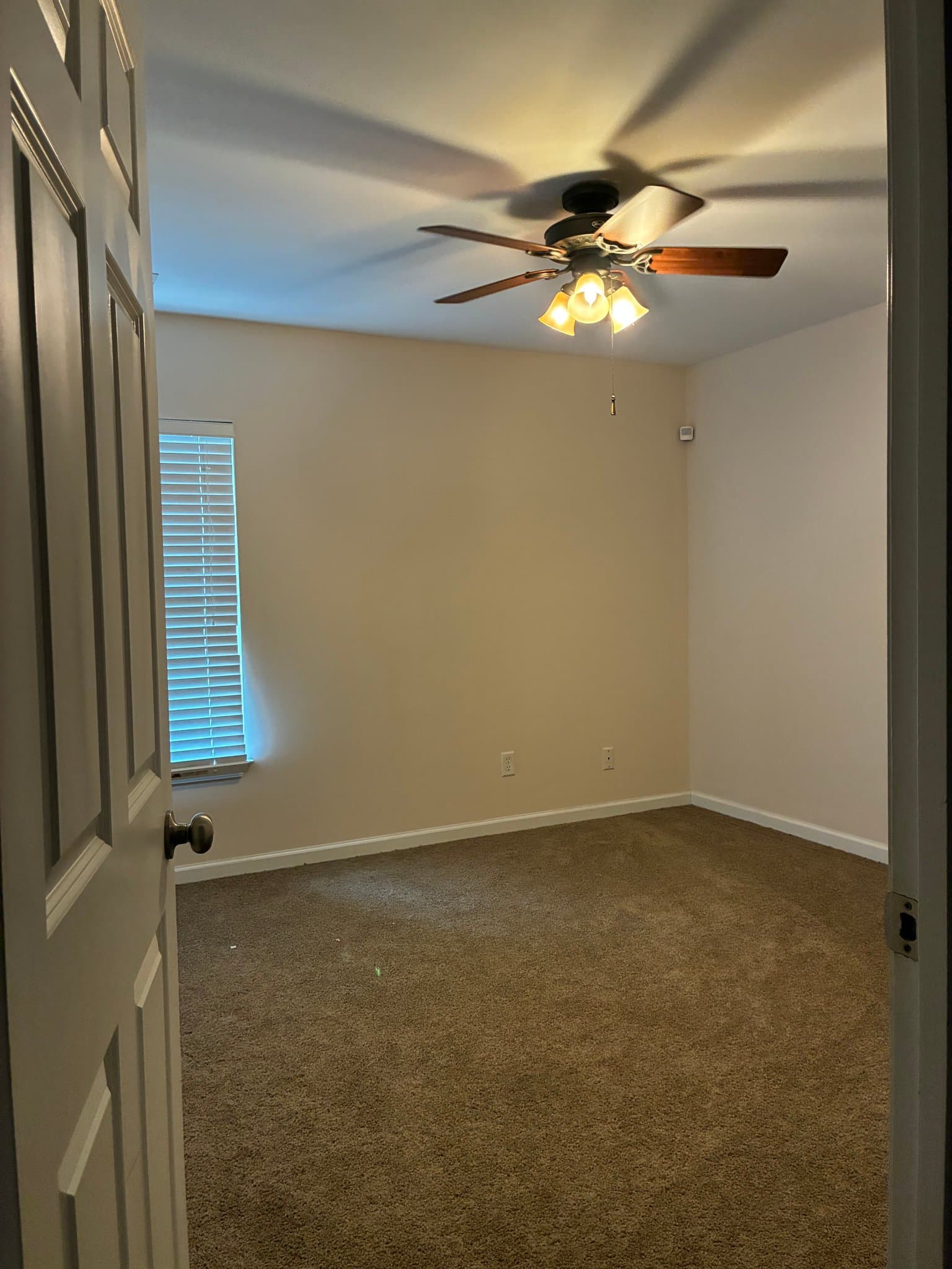 Savannah House: 137 Spring Lakes Dr