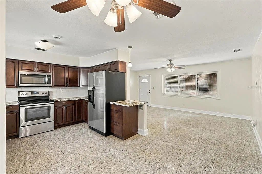 Seminole House: 11657 82nd Ter