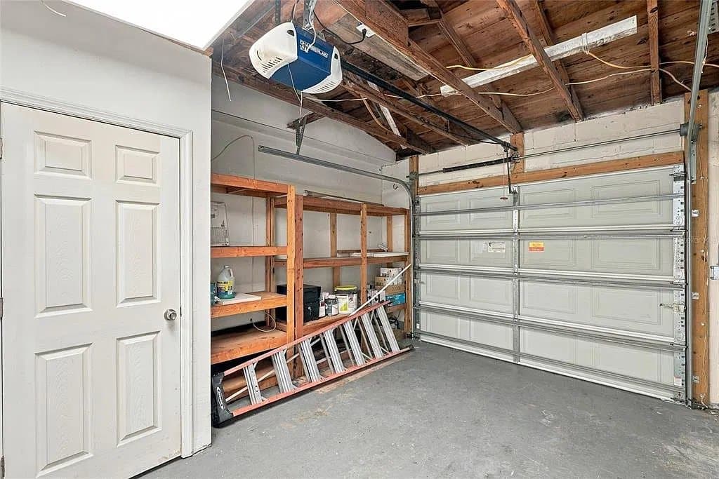 Seminole House: 11657 82nd Ter