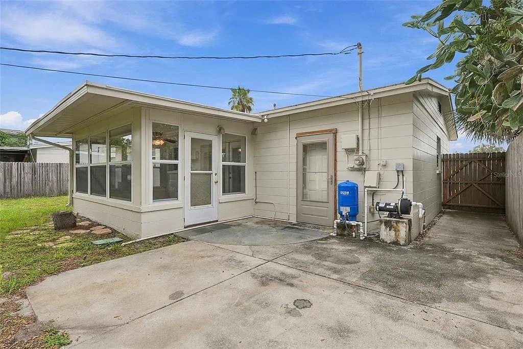 Seminole House: 11657 82nd Ter