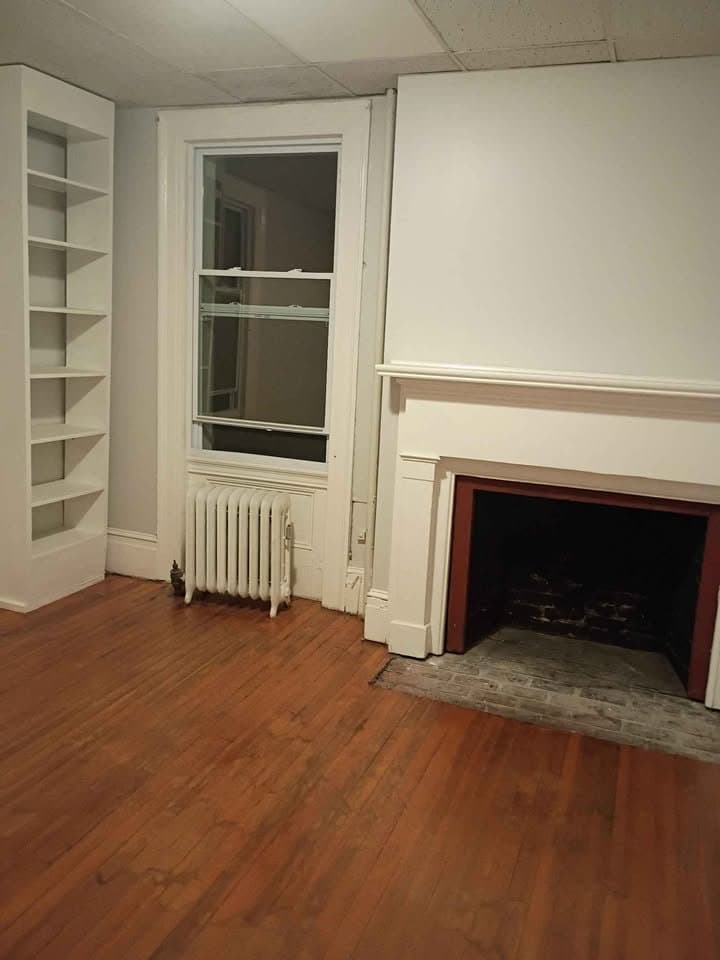 Goshen Apartment: 204 Main St 2R