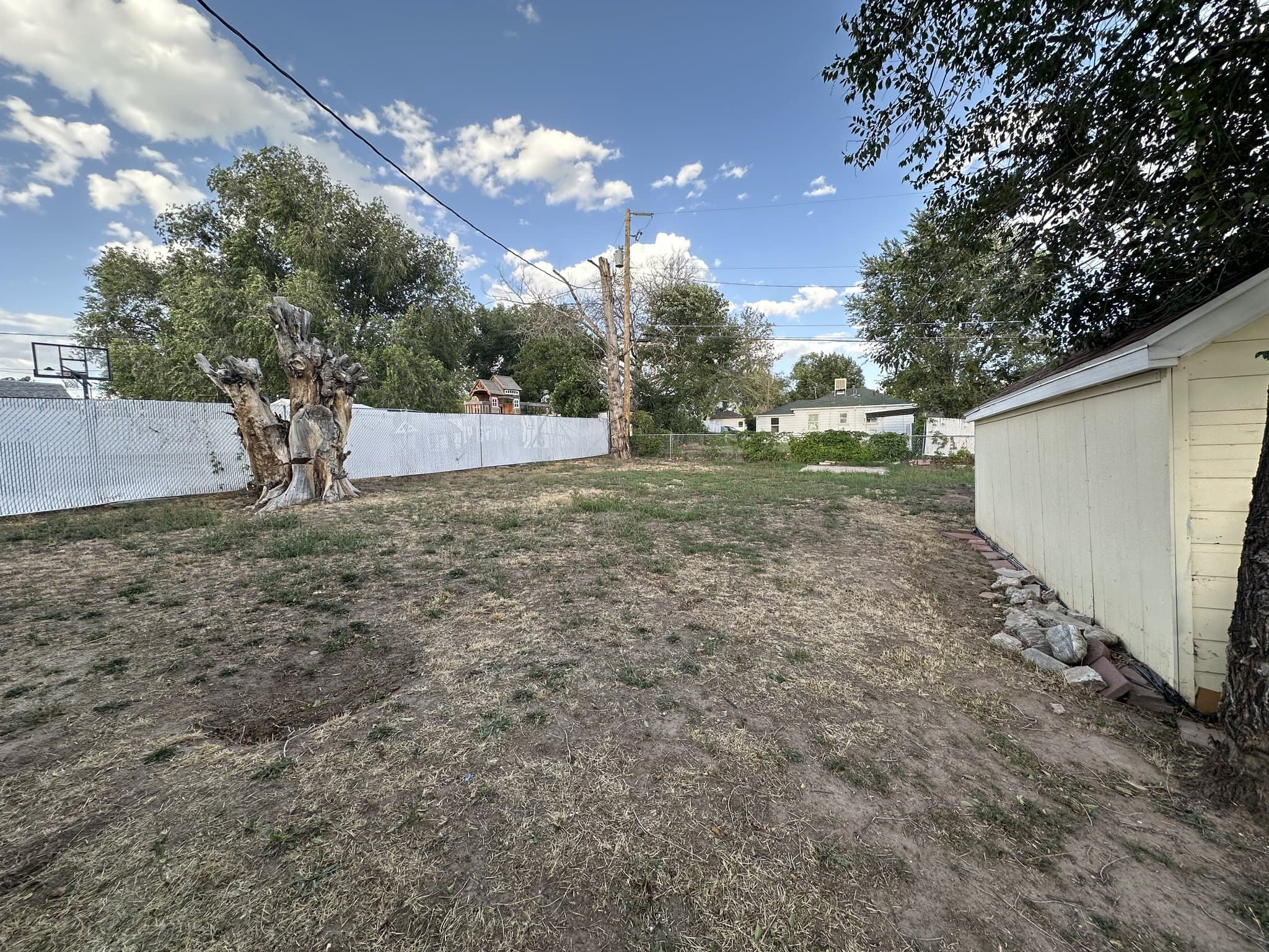 Clearfield House: 37 S 450 E