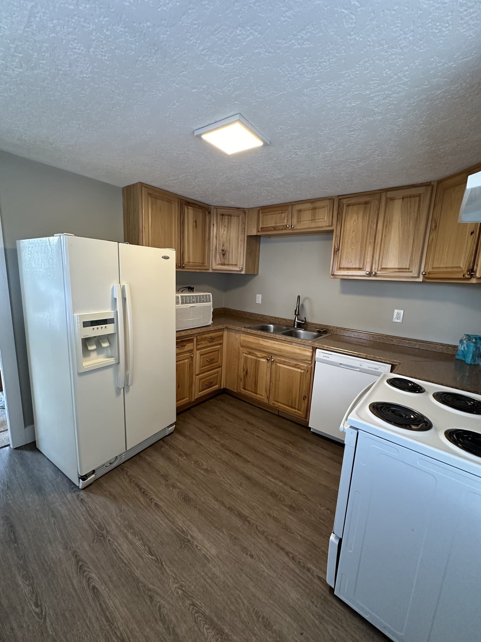Clearfield House: 37 S 450 E