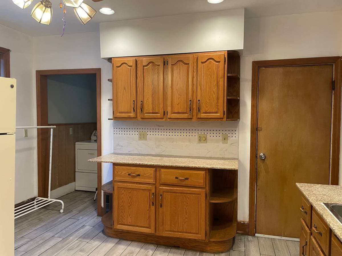 Belmont Single Room: 416 Trapelo Rd