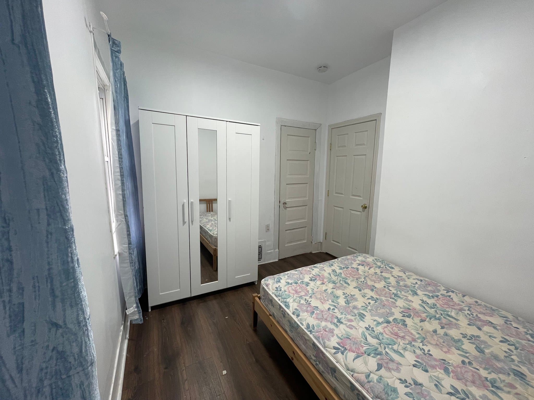 Belmont Single Room: 416 Trapelo Rd
