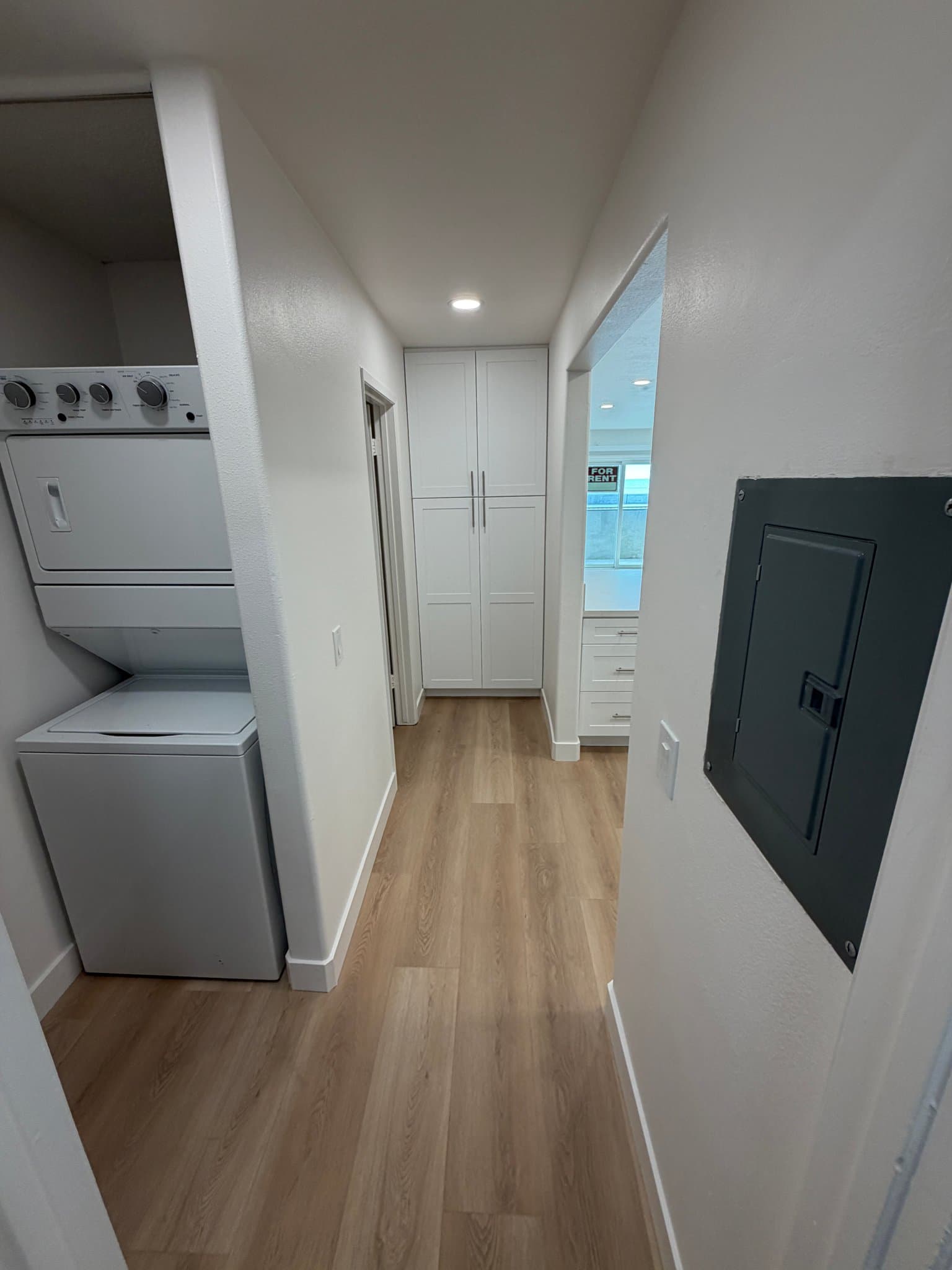 Port Hueneme Condo: 284 E Surfside Dr