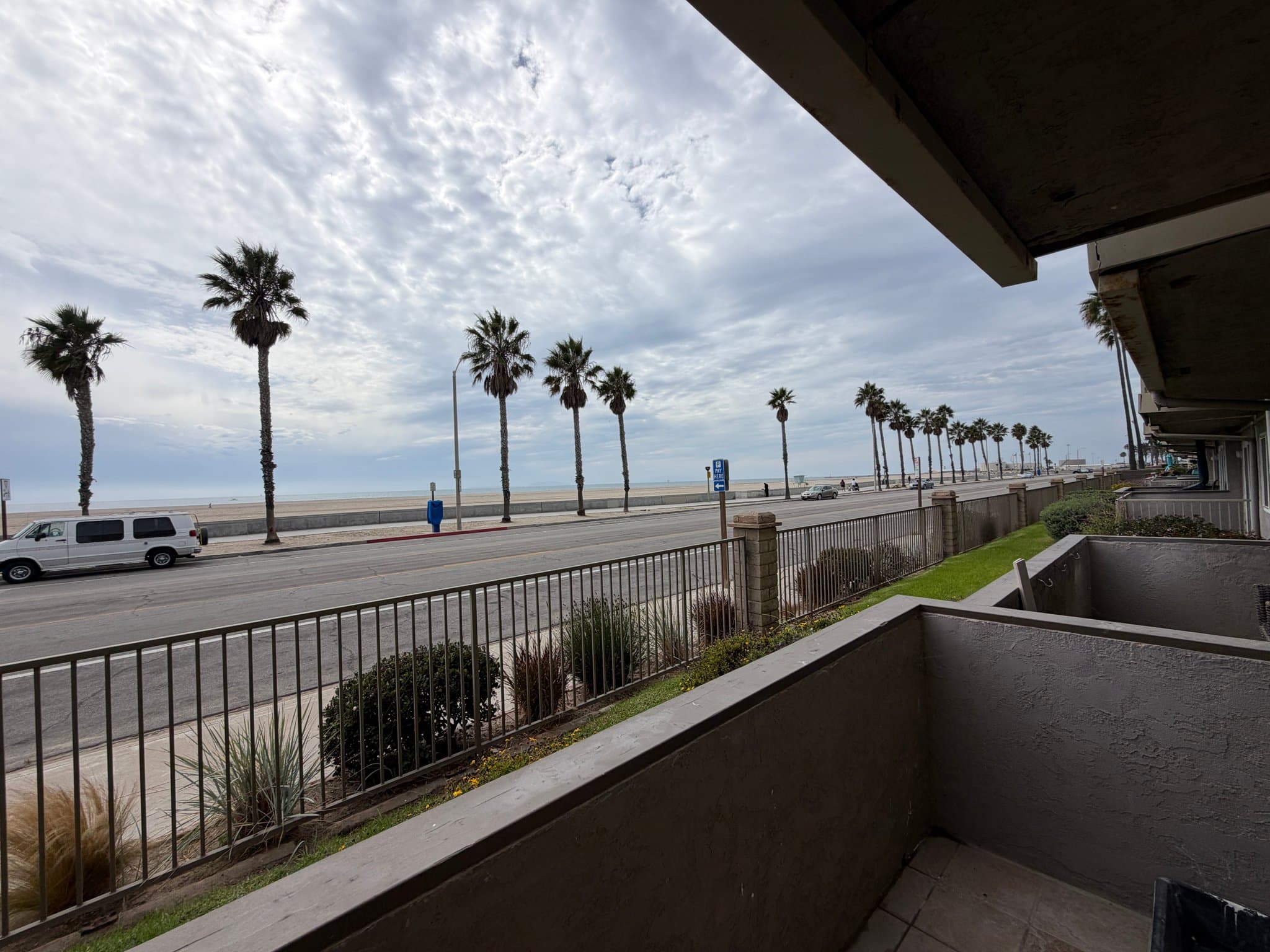 Port Hueneme Condo: 284 E Surfside Dr