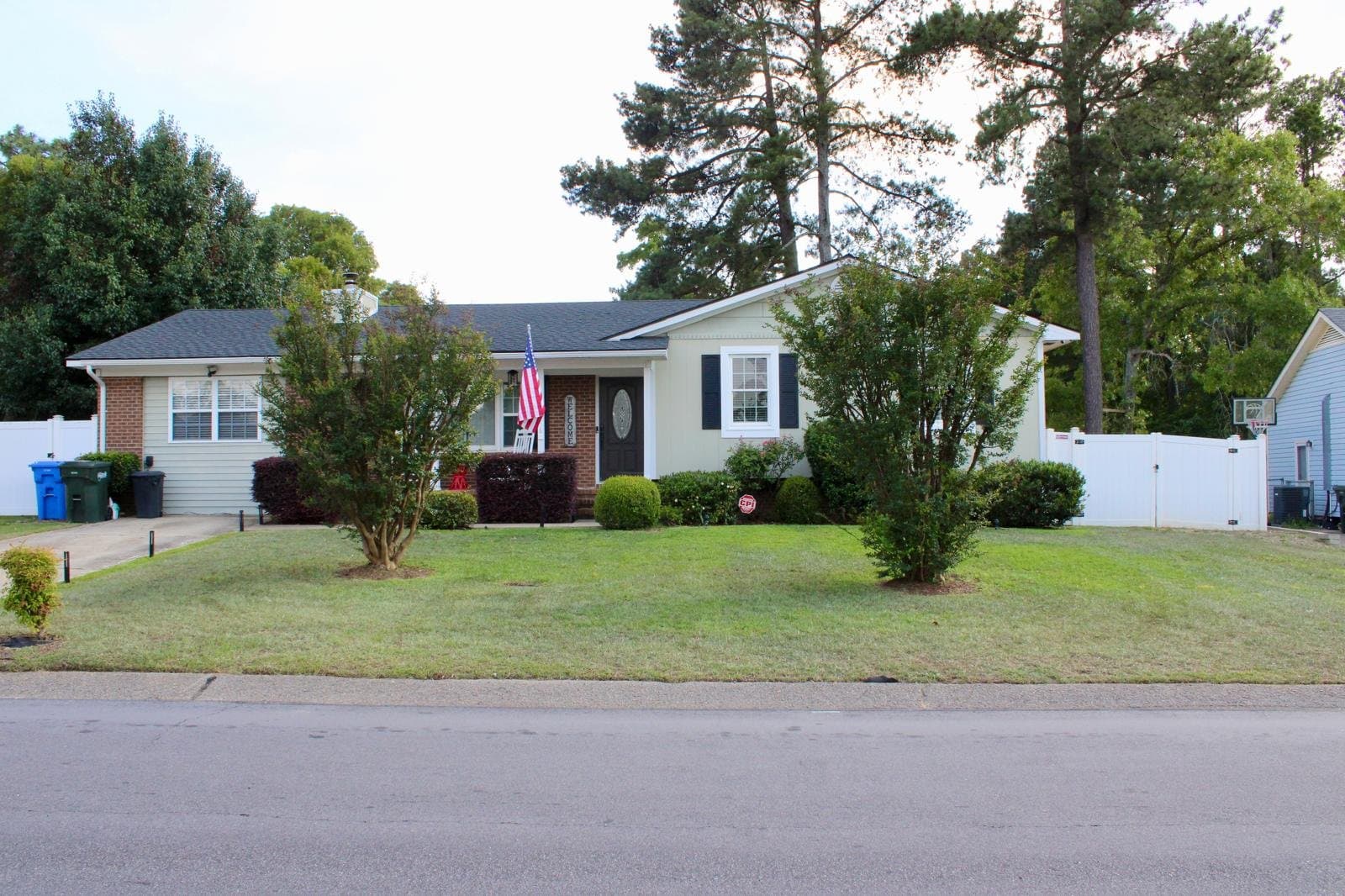 Fayetteville House: 1056 Christina St