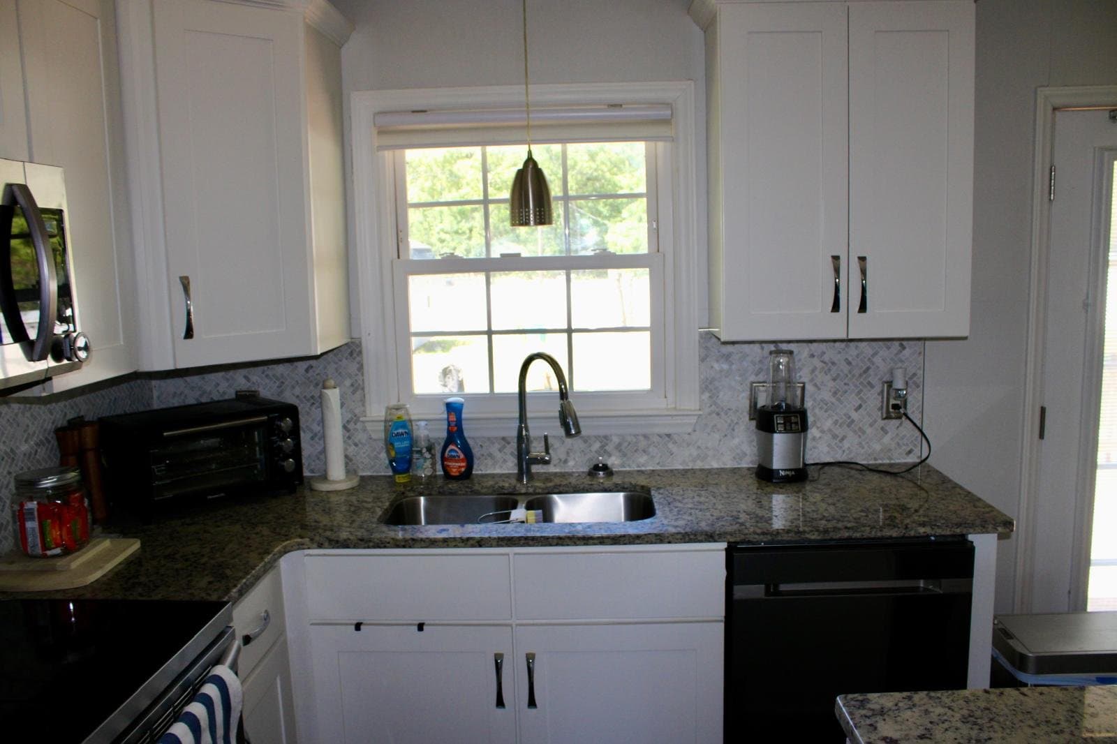 Fayetteville House: 1056 Christina St